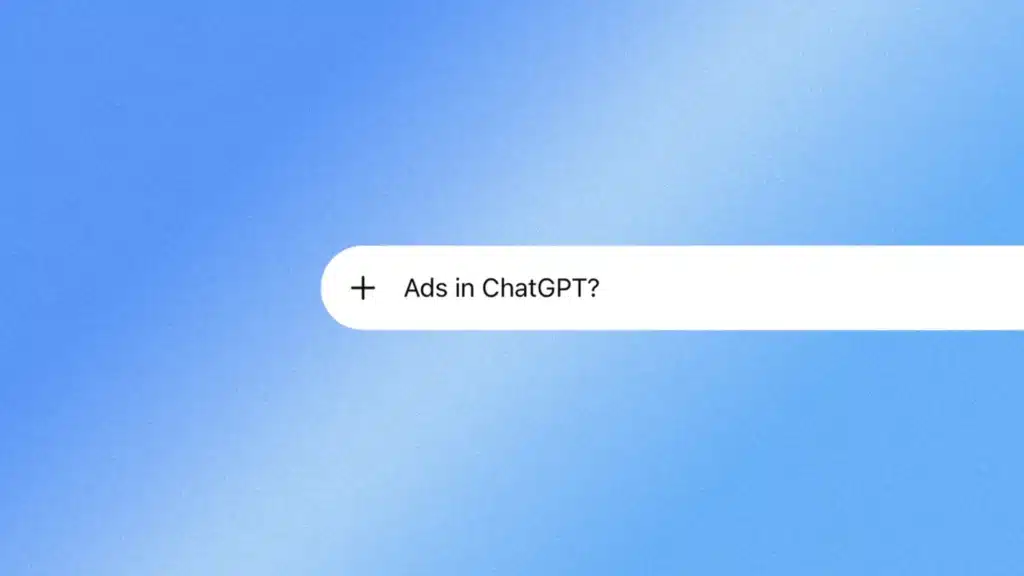 Eingabefeld mit der Frage „Ads in ChatGPT?“ auf blauem Hintergrund.