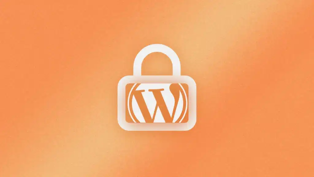 Weißes Vorhängeschloss mit dem WordPress-Logo auf orangefarbenem Hintergrund.